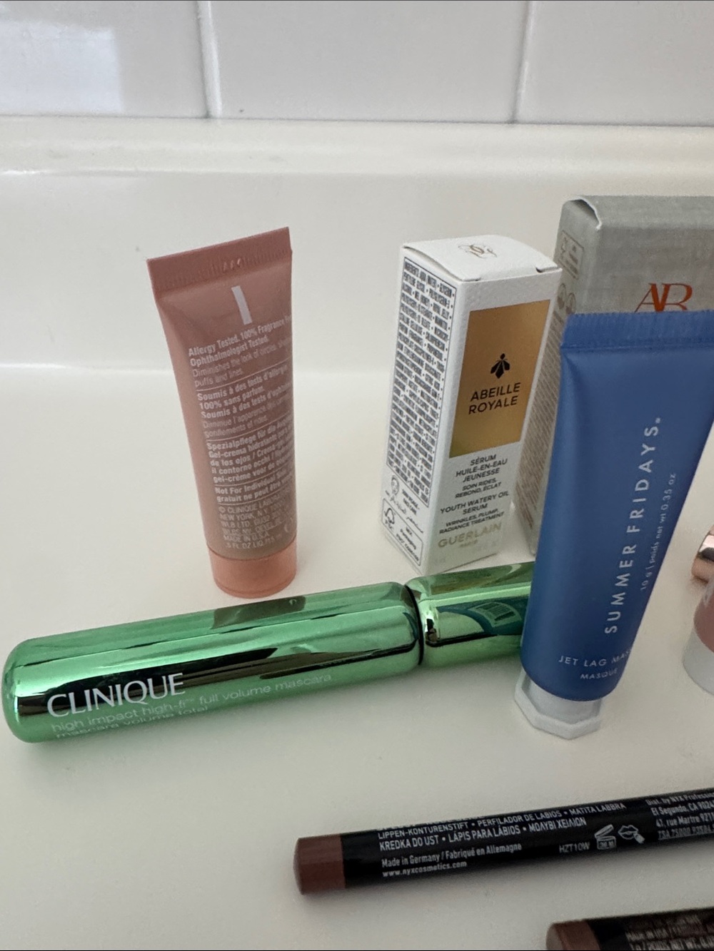 Assorted samples. - Picture 2 of 3